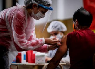 No hay relación entre vacunados contra la gripe y muertes por COVID-19