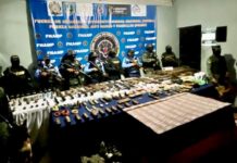 Decomisan fuerte arsenal de armas y más de L.1 millón a la MS-13 en San Pedro Sula
