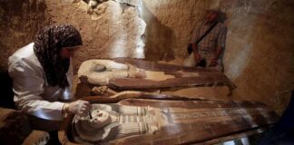 Distancia social y aforo limitado en las excavaciones arqueológicas en Egipto