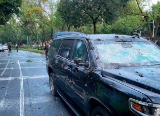 Atentan contra jefe de seguridad de Ciudad de México