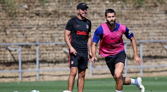 Simeone: «No me sorprende que quieran a Oblak porque es muy bueno» entrenador(1)