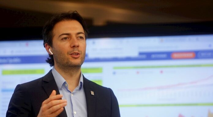 Ciudad colombiana pide ayuda a Cuba, España y otros países para frenar COVID Daniel Quintero Calle