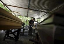 El contagio de COVID-19 rompe récord en El Salvador y aumenta la venta de ataúdes San Pedro Perulapán