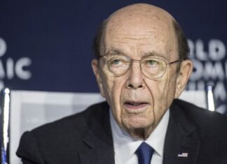 Hospitalizan al secretario de Comercio de EE.UU. por causas ajenas a COVID-19 Wilbur Louis Ross