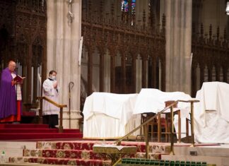 Nueva York se despide de 250 «héroes» mexicanos víctimas del coronavirus