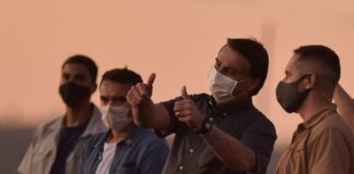 Un nuevo positivo por COVID frustra la «vuelta a la normalidad» de Bolsonaro brasil