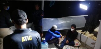 Se han contabilizado 36 fardos de cocaína de embarcación