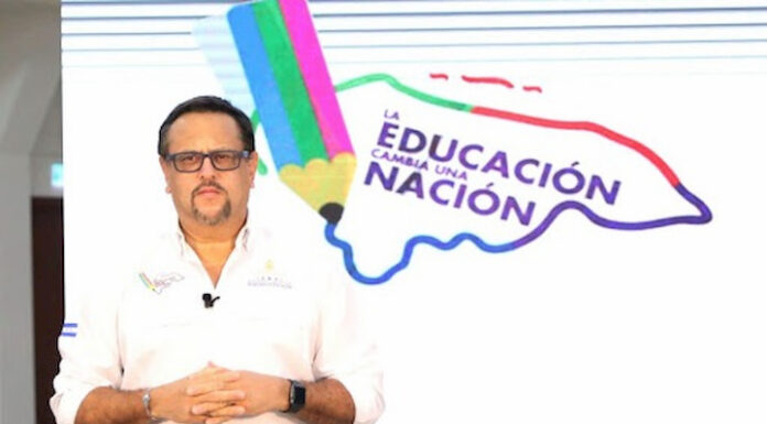 Ministro de Educación: «Es imposible que este 2020 retornemos a las clases de forma presencial»