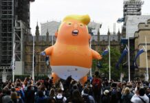 Un «baby Trump» despide al presidente en Miami