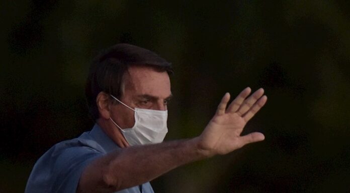 Bolsonaro da negativo de COVID-19 casi tres semanas después de ser contagiado