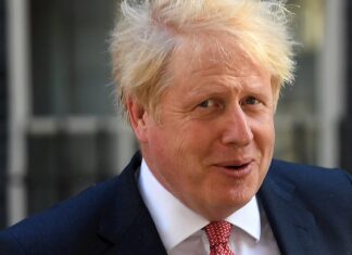 Boris Johnson se disculpa por no disculparse