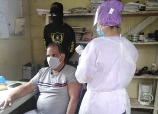 Se complica salud del periodista David Romero interno por COVID-19