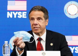 Nueva York sanciona a más de 100 de bares por no cumplir medidas contra COVID