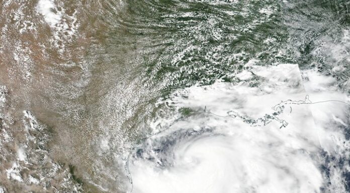 El huracán Hanna se fortalece cerca de Texas y Gonzalo rebaja a depresión