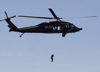Accidente de un helicóptero militar colombiano deja seis heridos y 11 desaparecidos
