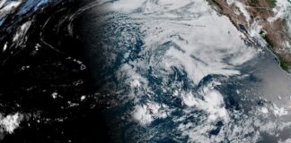 Huracán Douglas alcanza la categoría 3 rumbo a Hawái