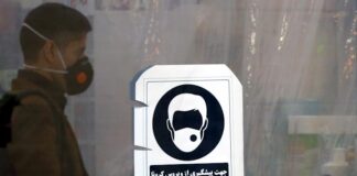 Artistas iraníes instan a la gente mediante el arte al uso de las mascarillas