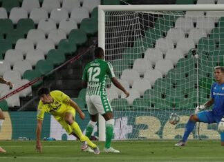 0-2. El Villarreal sigue al acecho de ‘Champions’ y hurga en la herida bética