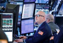 Wall Street cierra en verde y el Nasdaq marca nuevo récord