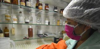 Venta irregular en las redes de medicinas para COVID-19 preocupa en Bolivia medicina