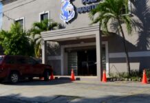 ATIC interviene agencia naviera en Puerto Cortés por caso de hospitales móviles