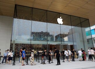 Apple ignora la guerra comercial y abre en Pekín su tienda más grande de Asia EFE