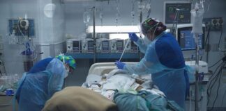 Piñera presenta un plan de desconfinamiento de Chile en medio de la pandemia hospital