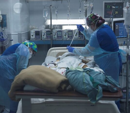 Piñera presenta un plan de desconfinamiento de Chile en medio de la pandemia hospital