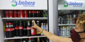 México choca con la industria de alimentos procesados en medio de la pandemia comida