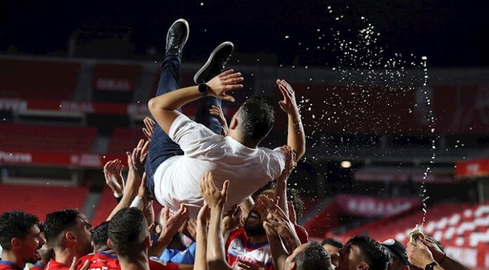 Un gran Granada barre al Athletic (4-0) y se mete por primera vez en Europa Granada