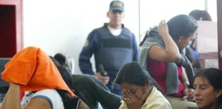 Detienen a 2 supuestos traficantes de personas en Honduras con dos cubanos honduras traficantes