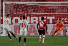 El argentino Ocampos adelanta al Sevilla (1-0) de penalti