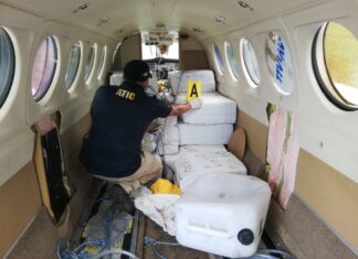 ATIC traslada cargamento de droga proveniente de Suramérica interceptada en La Mosquitia mp