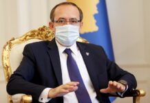 El primer ministro de Kosovo da positivo por COVID, pero con síntomas leves