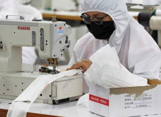 Usaid estimula la economía de una región colombiana con la confección de mascarillas maquilas