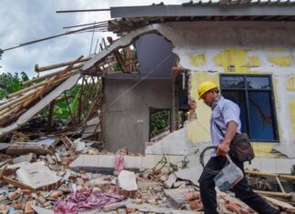 Dos terremotos de magnitud 6,9 y 6,8 sacuden la isla indonesia de Sumatra terremoto indonesia