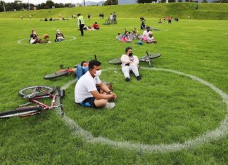 Bogotanos llenan parques y ciclovías tras más de cinco meses de cuarentena parques