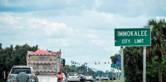 Los estadounidenses creen que las restricciones por la COVID-19 se levantaron muy pronto sur de la Florida