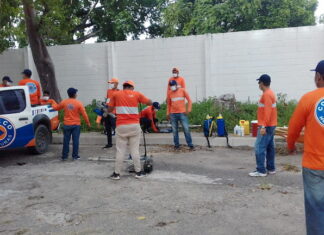 Limpieza en las instalaciones del Instituto de La Ceiba, con el objetivo de utilizarlo como albergue temporal