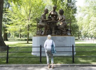Nueva York estrena la primera estatua de una mujer real de Central Park