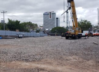 Entrega de módulos del Hospital Móvil en la capital culminaría mañana hospital movil
