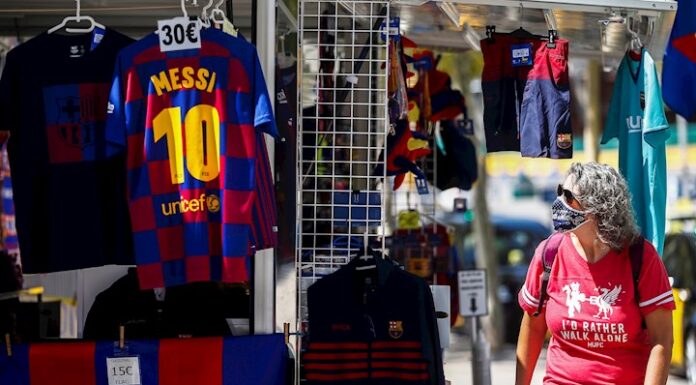 El PSG ve «imposible» el fichaje de Messi