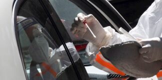 Un estudio indica cómo reducir del 50 % las víctimas de la COVID-19