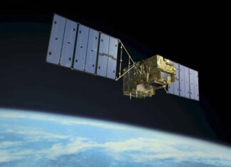 SpaceX sigue aumentando su red de satélites para internet