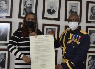 Agregado policial de Honduras recibe reconocimiento en Colombia