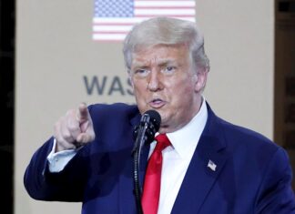 Trump evaluó invocar la ley marcial para anular las elecciones, según medios Donald J. Trump