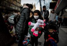 Costa Rica registra récord de casos diarios y niños con peligroso síndrome Costa Rica