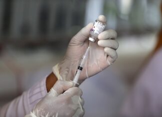 Chile participará en ensayos de una vacuna para COVID-19 de Johnson&Johnson vacuna