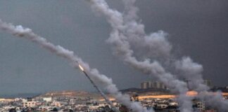 Israel bombardea por sexta noche consecutiva objetivos de Hamás en Gaza