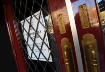 Inglaterra cerrará bares y restaurantes a las diez de la noche por la COVID bar covid